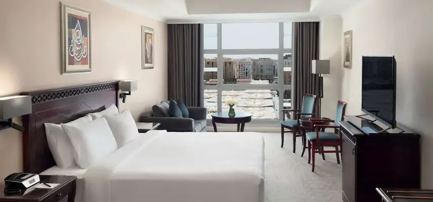 Anwar Al Madinah Mövenpick Hotel image